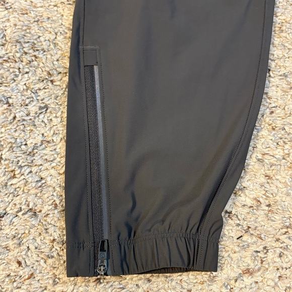 Lululemon Dark Gray Surge Jogger Athletic Pants Size Small NWT - Picture 7 of 16